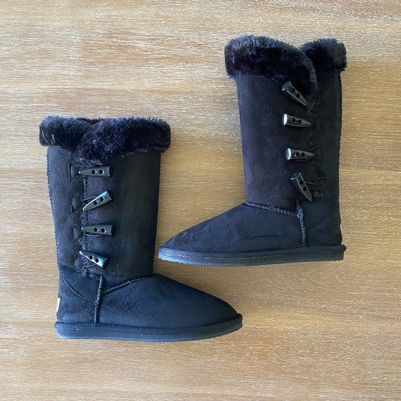 NWOT Apres By Lamo Women's Black Button Boot Size 7 - Picture 1 of 9